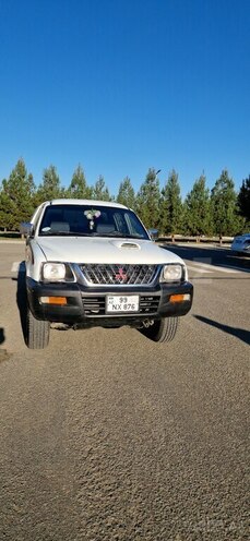Mitsubishi L200 2002, 350,000 km - 2.5 l - Masallı