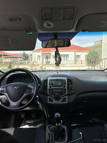 Hyundai i30 2010, 275,000 km - 1.6 l - Bərdə