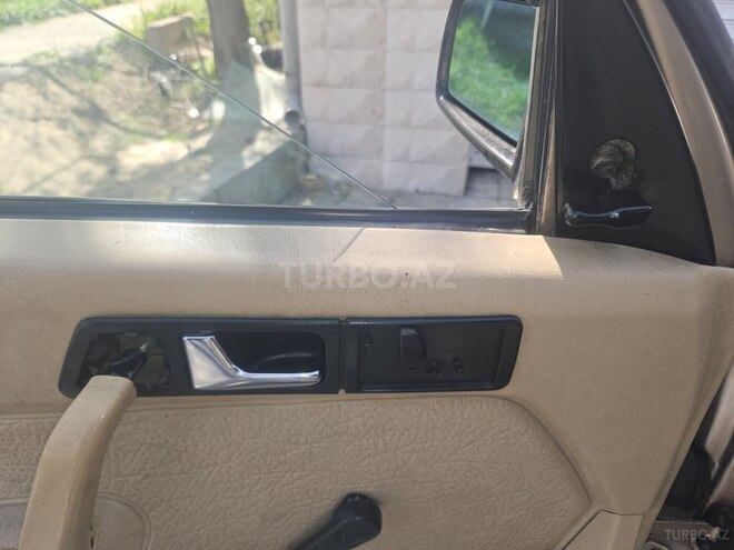 Mercedes 190 1990, 250,000 km - 1.8 l - Sumqayıt
