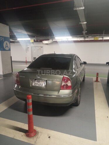 Volkswagen Passat 2002, 275,929 km - 1.8 л - Sumqayıt