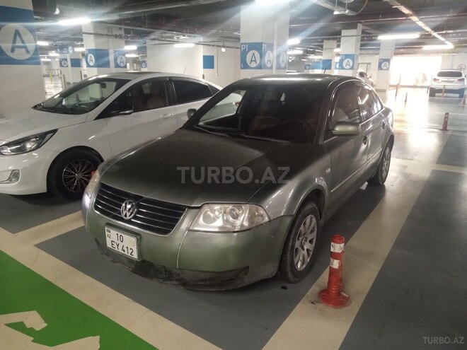 Volkswagen Passat 2002, 275,929 km - 1.8 л - Sumqayıt
