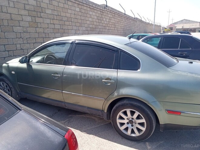 Volkswagen Passat 2002, 275,929 km - 1.8 л - Sumqayıt