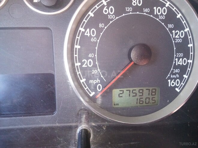 Volkswagen Passat 2002, 275,929 km - 1.8 л - Sumqayıt