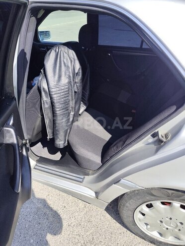 Mercedes C 220 d 1993, 655,000 km - 2.2 l - Bakı