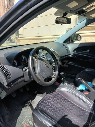Kia Ceed 2009, 242,493 km - 1.6 л - Bakı