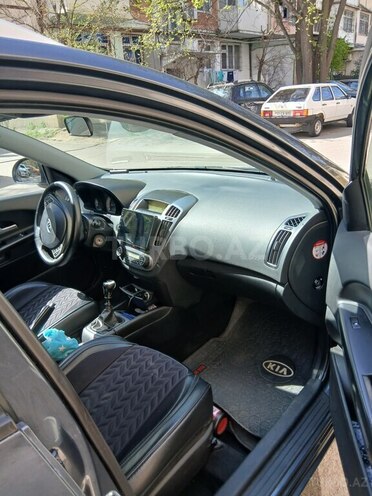 Kia Ceed 2009, 242,493 km - 1.6 л - Bakı