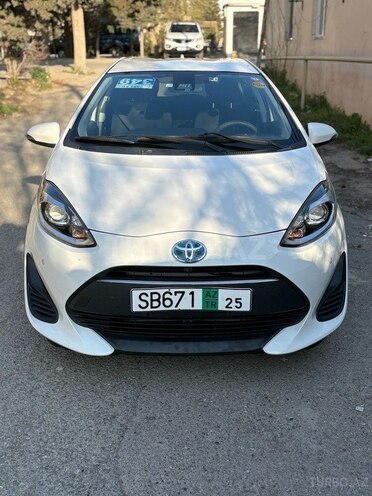 Toyota Aqua 2017, 120,000 km - 1.5 l - Bakı