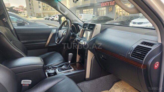 Toyota Land Cruiser Prado 2011, 154,000 km - 2.7 l - Bakı