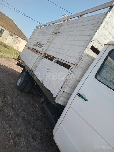 Mercedes 410 D 1993, 250,000 km - 3.0 л - Sabirabad