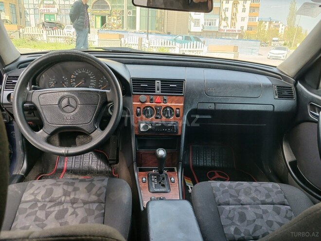 Mercedes C 180 1997, 326,000 km - 1.8 l - Bakı