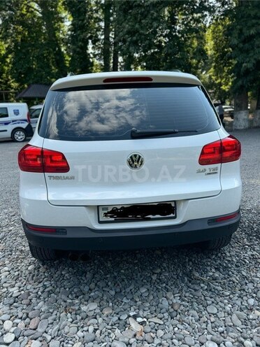 Volkswagen Tiguan 2012, 92,000 km - 2.0 л - Bərdə
