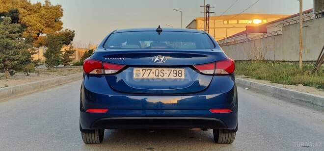 Hyundai Elantra 2015, 84,000 km - 1.8 л - Bakı