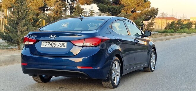 Hyundai Elantra 2015, 84,000 km - 1.8 л - Bakı