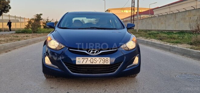 Hyundai Elantra 2015, 84,000 km - 1.8 л - Bakı