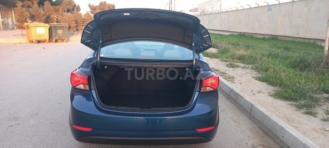 Hyundai Elantra 2015, 84,000 km - 1.8 л - Bakı