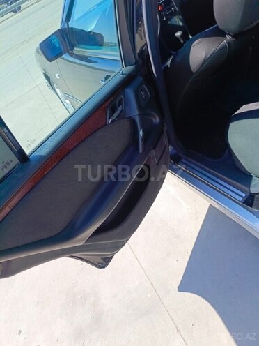 Mercedes E 280 1998, 403,054 km - 2.8 l - Bakı