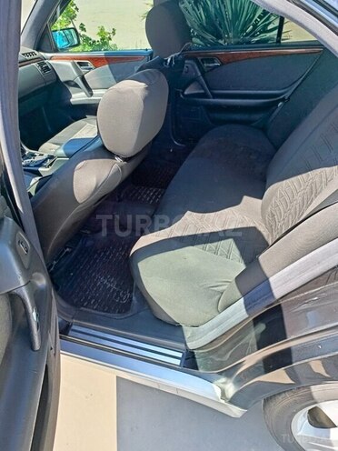 Mercedes E 280 1998, 403,054 km - 2.8 l - Bakı