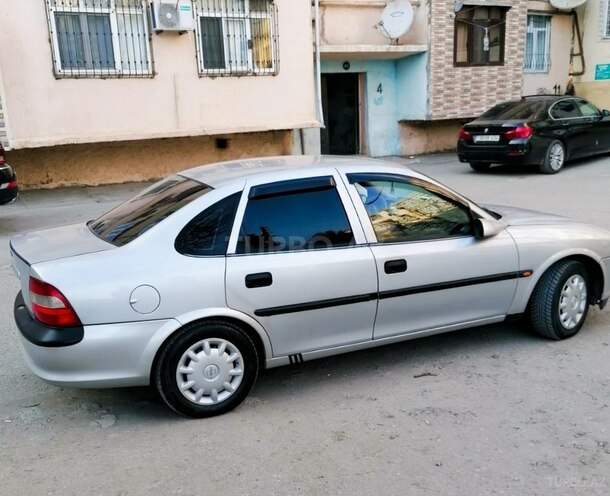 Opel Vectra 1999, 345,000 km - 1.8 l - Xaçmaz