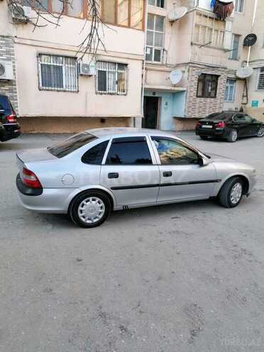 Opel Vectra 1999, 345,000 km - 1.8 l - Xaçmaz