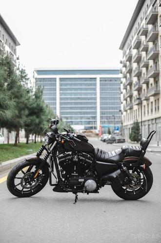 Harley-Davidson XL883N Sportster Iron 883-6