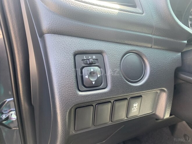 Mitsubishi L200 2021, 82,800 km - 2.4 l - Bakı