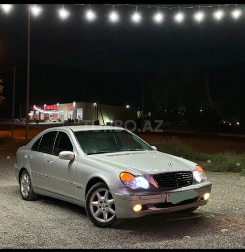 Mercedes C 200 2000, 212,000 km - 2.0 л - Gəncə