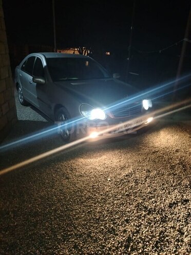 Mercedes C 200 2000, 212,000 km - 2.0 л - Gəncə