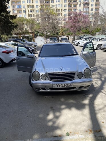 Mercedes E 220 d 1999, 413,497 km - 2.2 л - Bakı