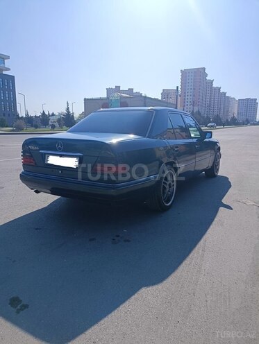 Mercedes E 200 1994, 381,887 km - 2.0 l - Bakı