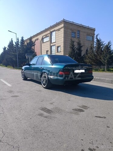 Mercedes E 200 1994, 381,887 km - 2.0 l - Bakı