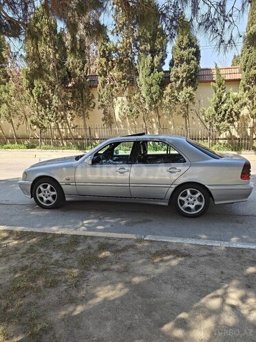 Mercedes C 230 1997, 327,000 km - 2.3 л - Bakı