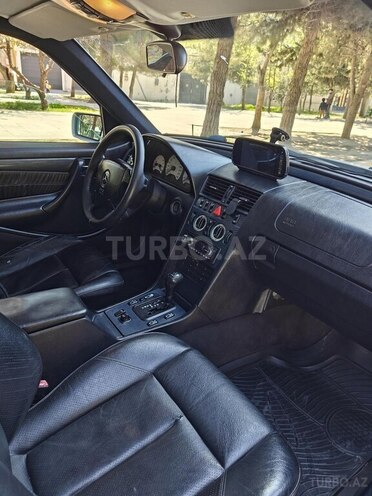 Mercedes C 230 1997, 327,000 km - 2.3 л - Bakı