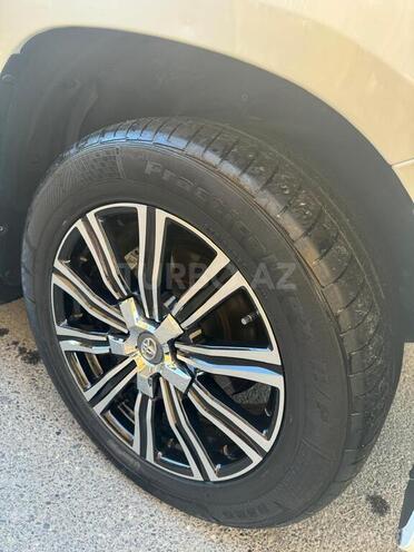 Toyota Land Cruiser 2011, 247,000 km - 4.0 l - Bakı