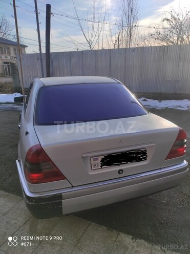 Mercedes C 220 1995, 300,000 km - 2.2 l - Lənkəran