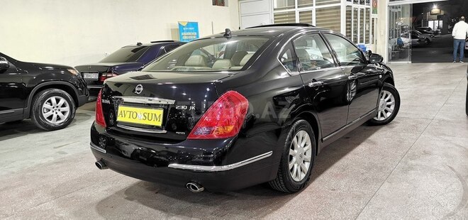 Nissan Teana-2