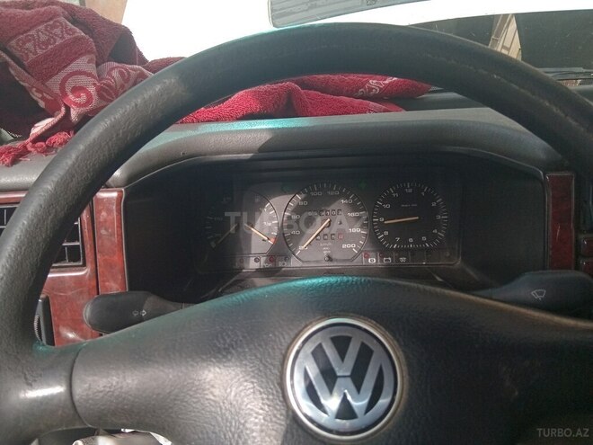 Volkswagen Transporter 1991, 349,219 km - 2.4 l - Masallı