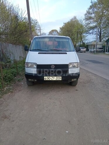 Volkswagen Transporter 1991, 349,219 km - 2.4 l - Masallı