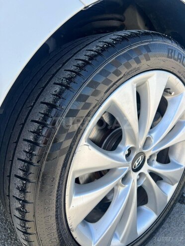 Hyundai Grandeur 2011, 300,000 km - 3.0 l - Bərdə