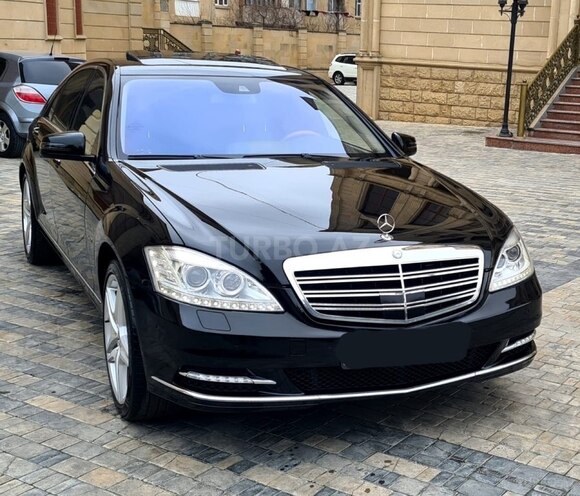 Mercedes S 550 2011, 202,000 km - 5.5 л - Bakı