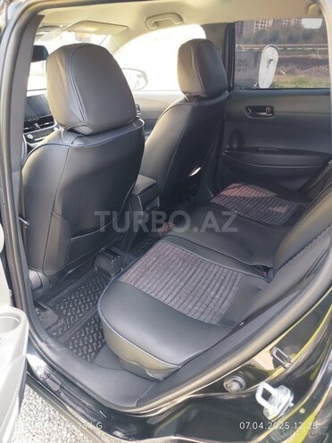 Toyota Corolla Cross 2024, 3,800 km - 2.0 л - Şirvan