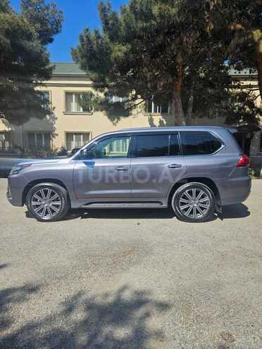 Lexus LX 570 2017, 28,600 km - 5.7 l - Bakı