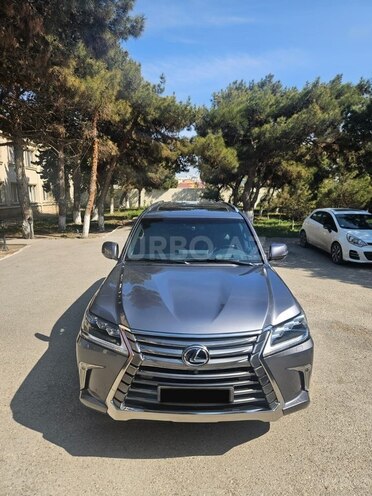 Lexus LX 570 2017, 28,600 km - 5.7 l - Bakı