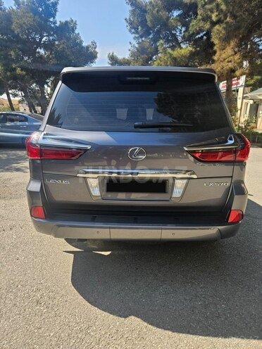 Lexus LX 570 2017, 28,600 km - 5.7 l - Bakı