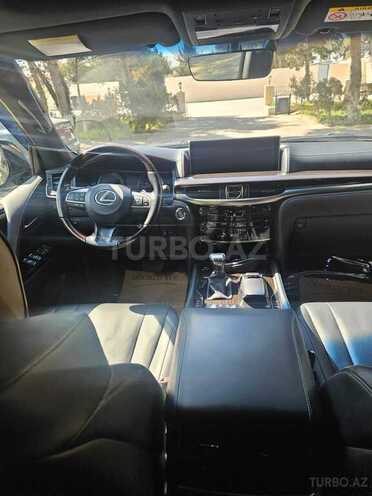 Lexus LX 570 2017, 28,600 km - 5.7 l - Bakı