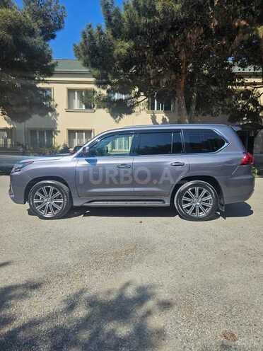 Lexus LX 570 2017, 28,600 km - 5.7 l - Bakı
