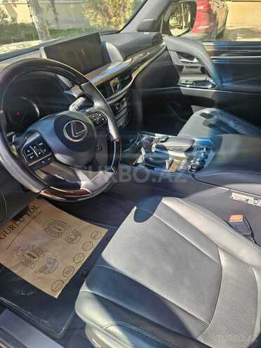 Lexus LX 570 2017, 28,600 km - 5.7 l - Bakı