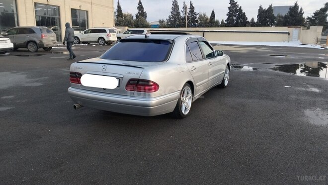 Mercedes E 200 1996, 275,860 km - 2.0 l - Sumqayıt
