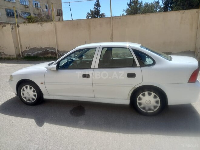 Opel Vectra 2000, 329,000 km - 1.8 l - Bakı