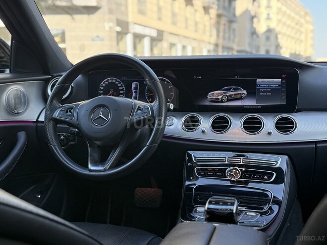 Mercedes E 300-12