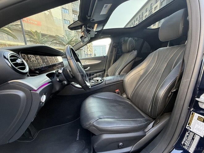 Mercedes E 300-16